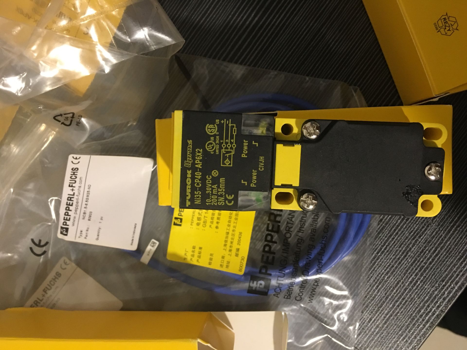 BI5-M18-AP6X-H1141ͼ˵ʽӽƷֻ