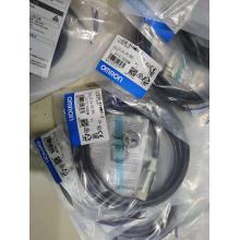 欧姆龙接近开关e2b-m30ks15-wp-b1 e2b-m30ks15-wp-b2传感器正品...